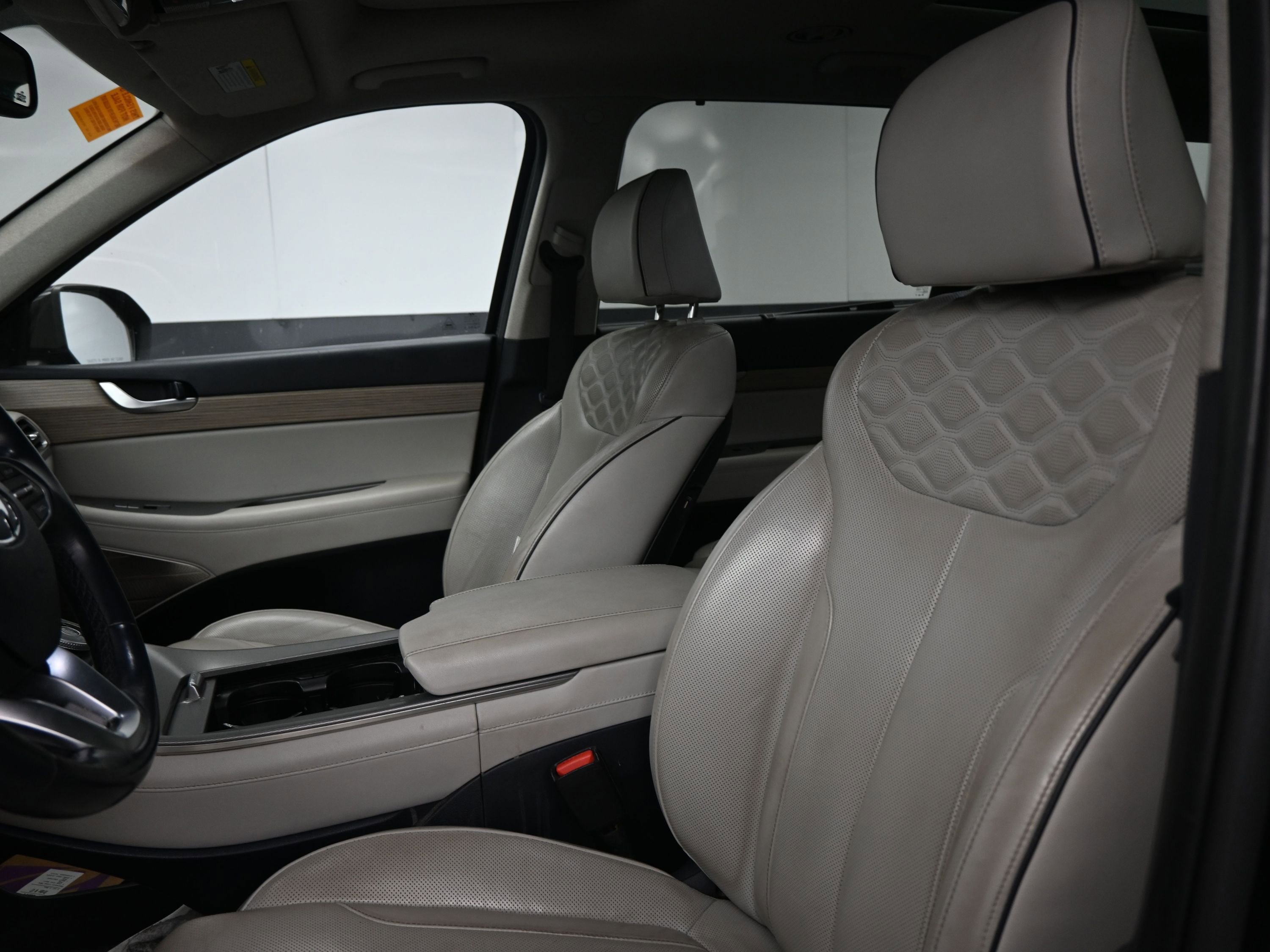 Used 2021 Hyundai Palisade Limited image 16