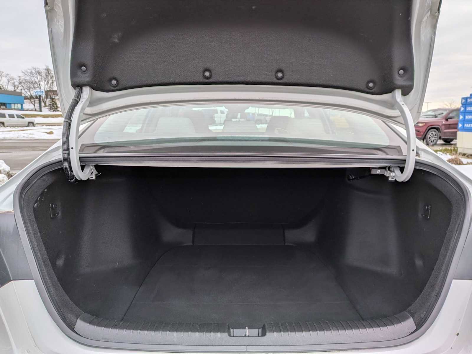 Certified 2023 Honda Accord LX image 27