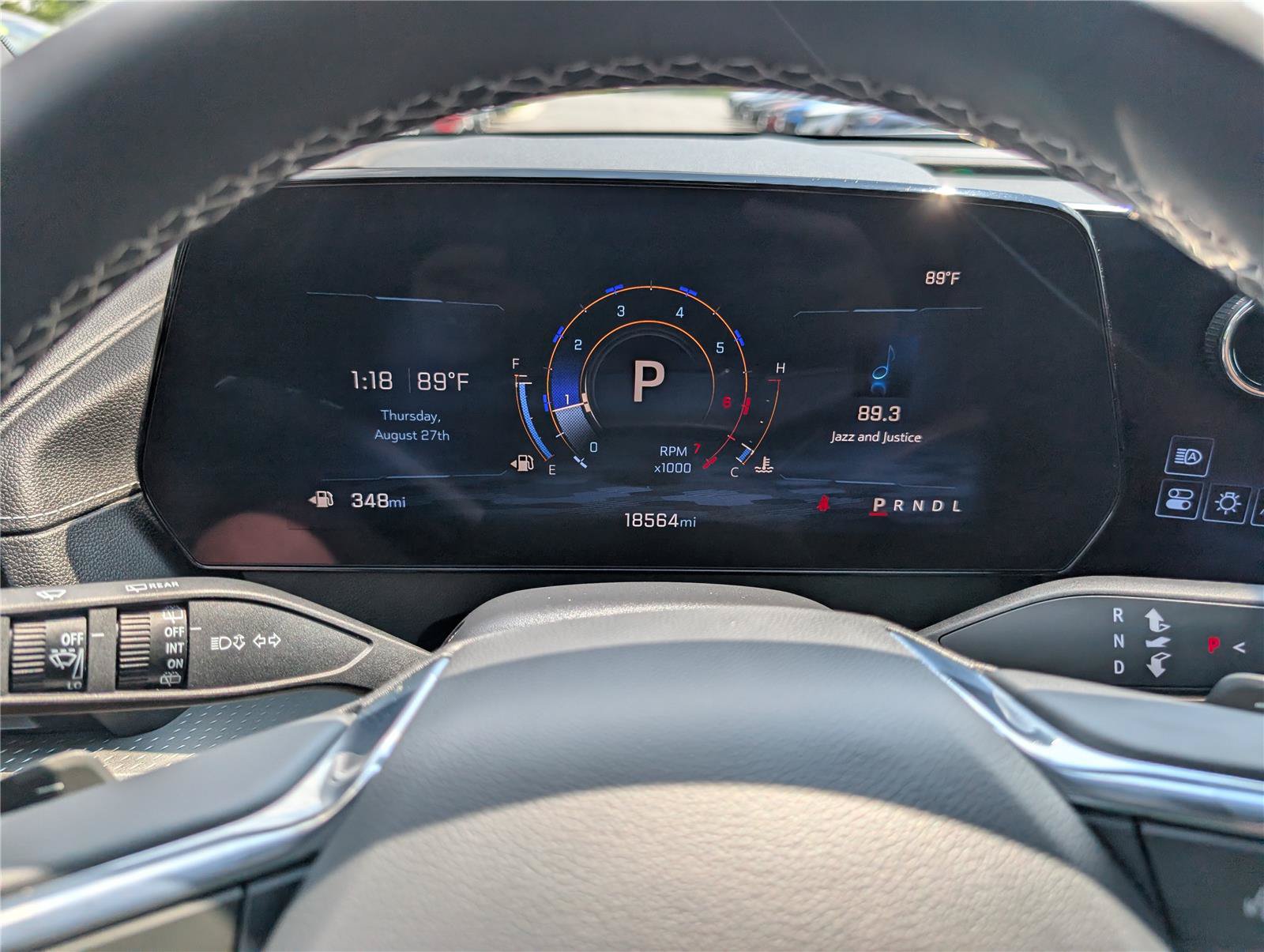 Used 2025 Chevrolet Traverse LT FWD image 31