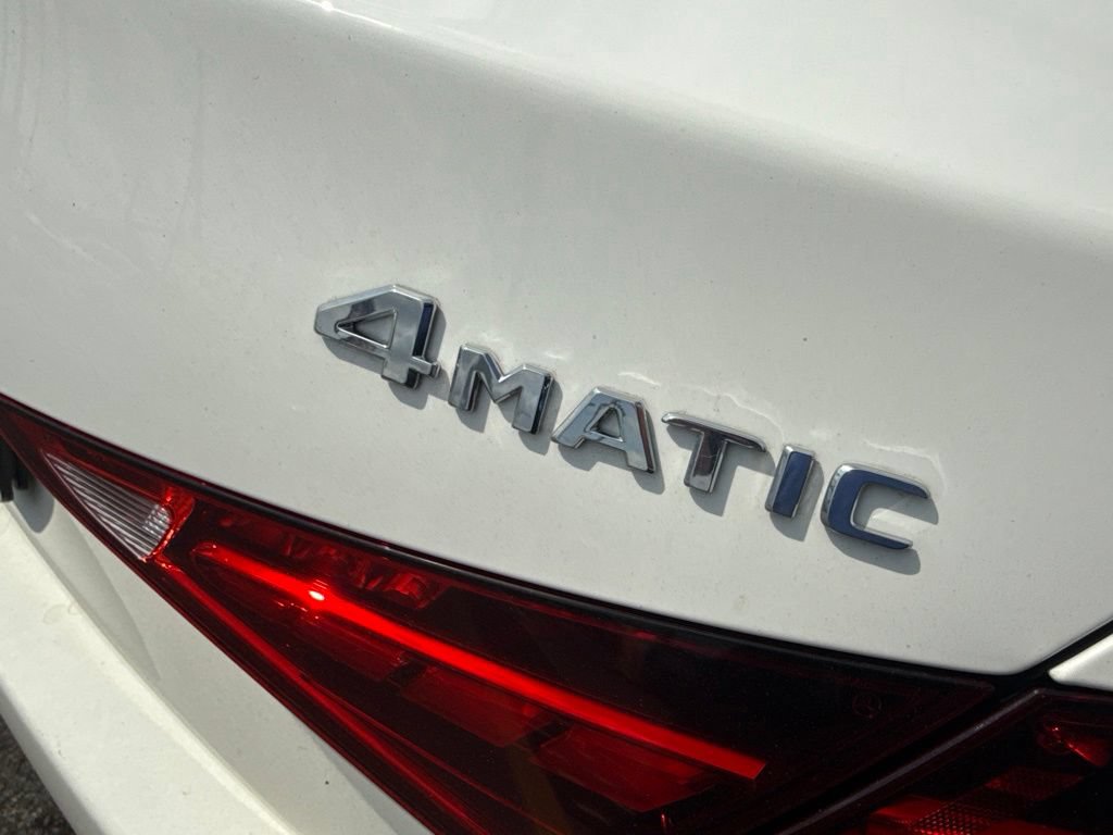 Used 2023 Mercedes-Benz C 300 4MATIC Sedan image 6