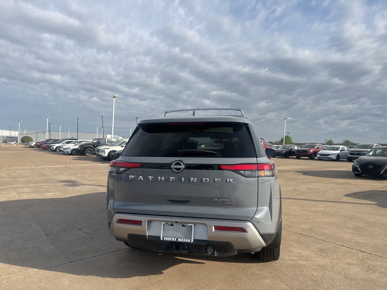 Certified 2023 Nissan Pathfinder Platinum w/ Cargo Package image 18