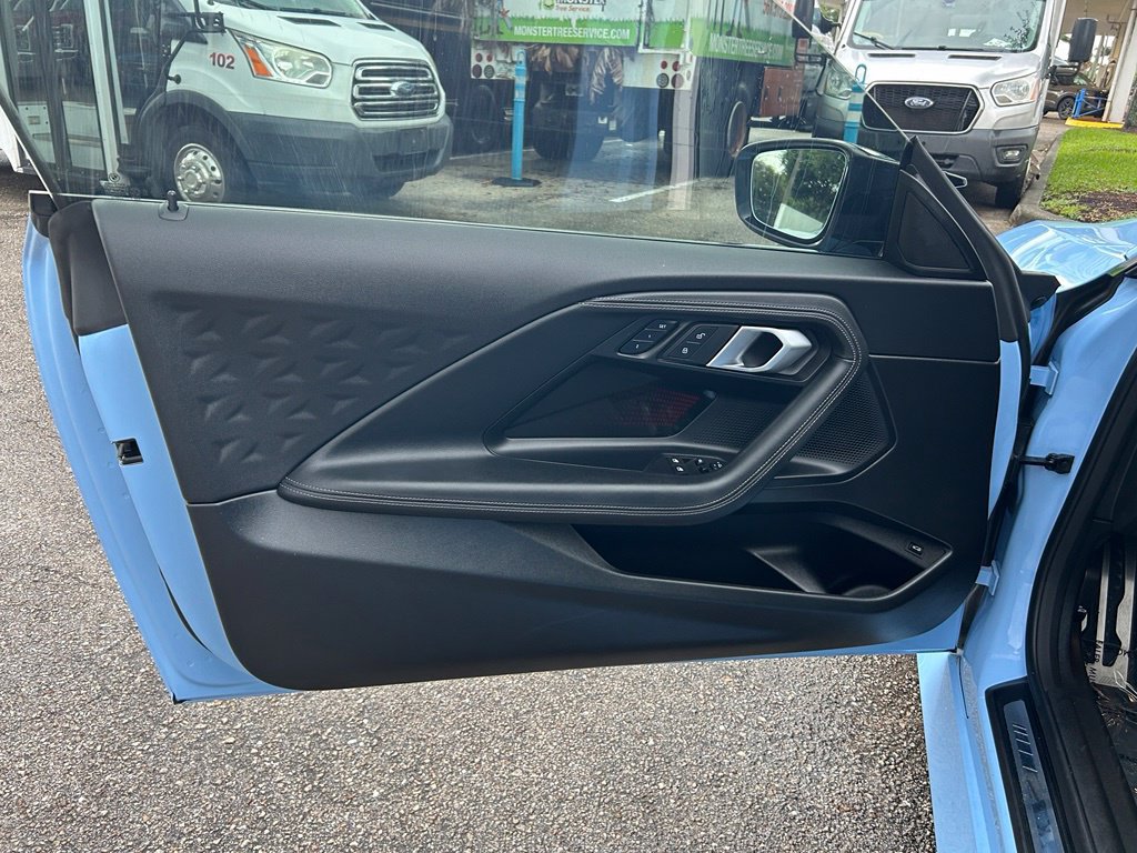 Used 2025 BMW M240i Coupe RWD image 36