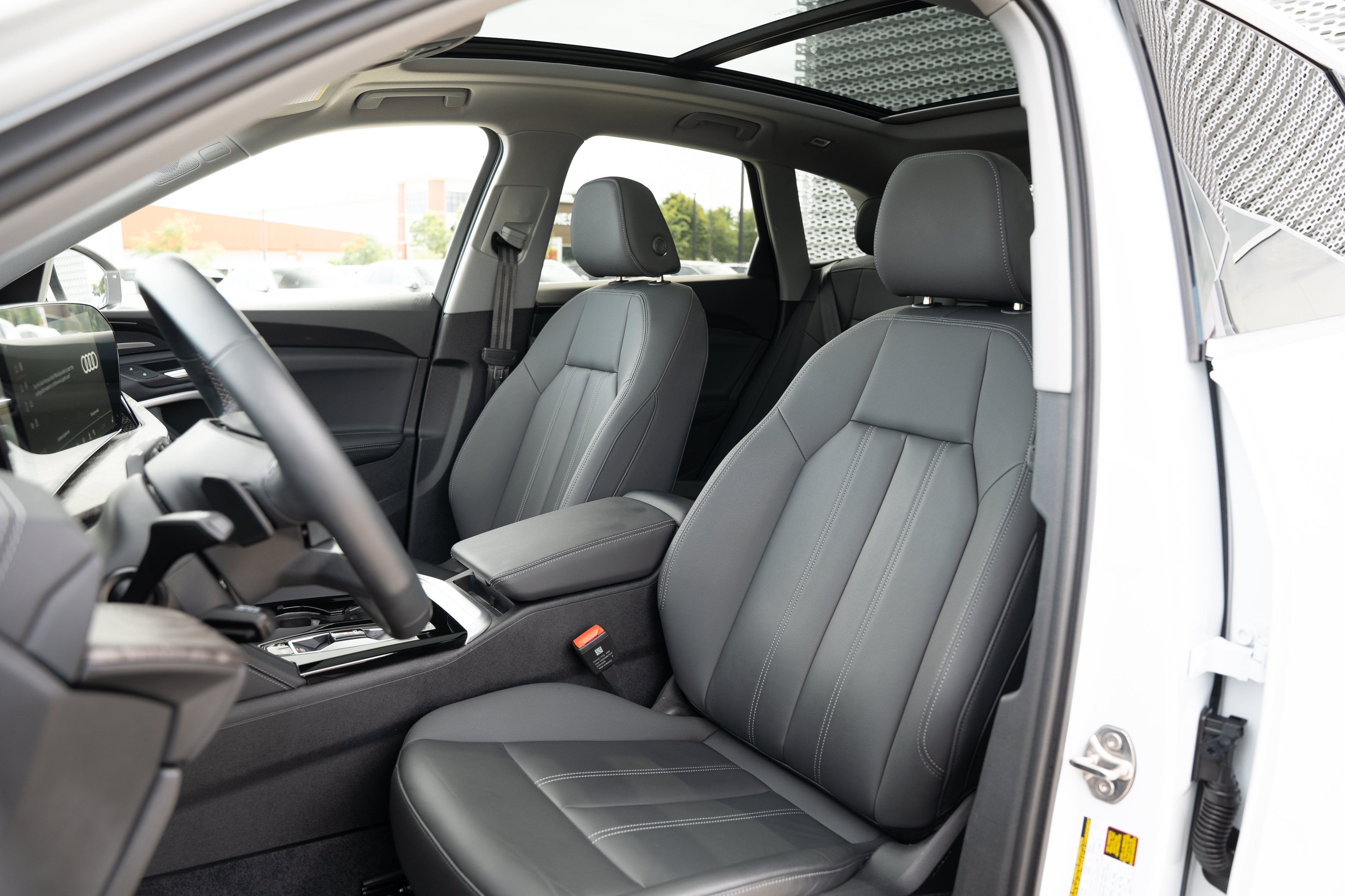 Certified 2025 Audi Q5 Premium w/ Premium Plus AWD/4WD image 20