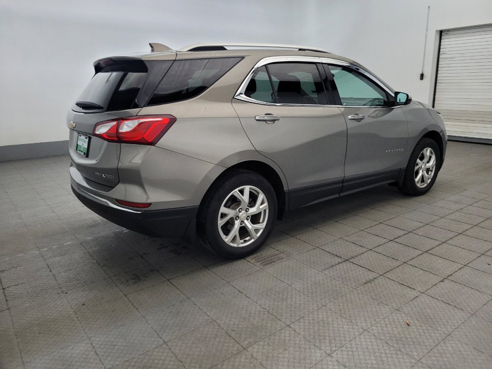 Used 2018 Chevrolet Equinox Premier w/ Infotainment II Package AWD/4WD image 10