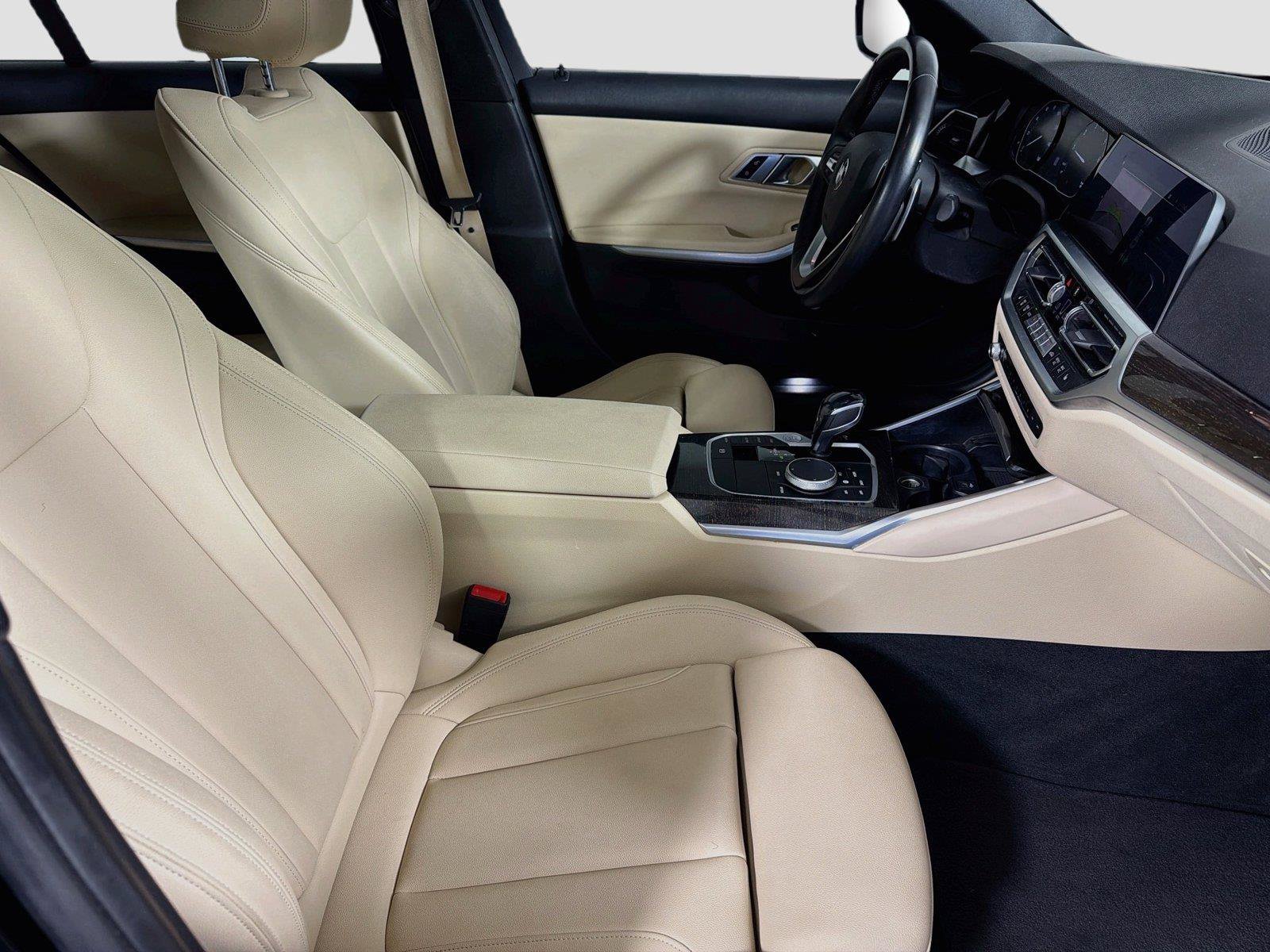Used 2021 BMW 330i Sedan w/ Driving Assistance Package RWD image 28