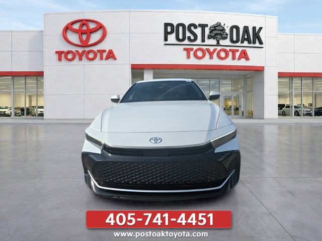 Used 2023 Toyota Crown AWD/4WD image 12