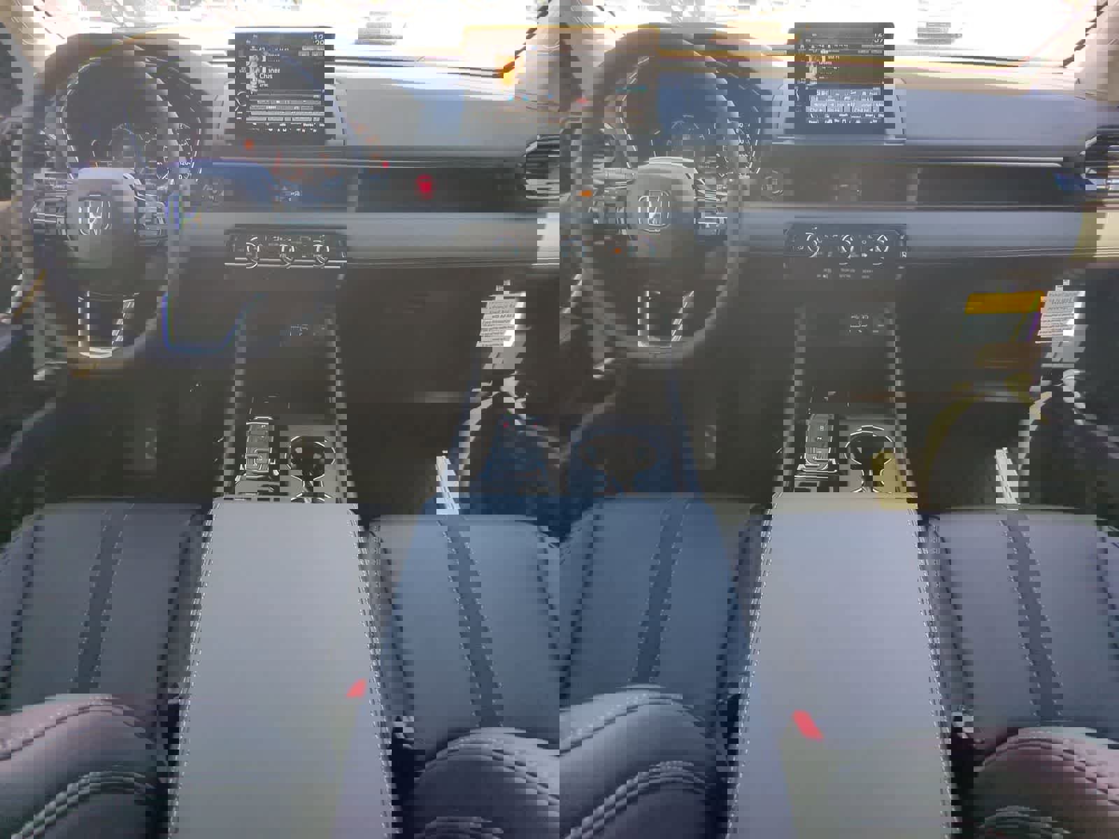 Used 2025 Honda Pilot EX-L image 15