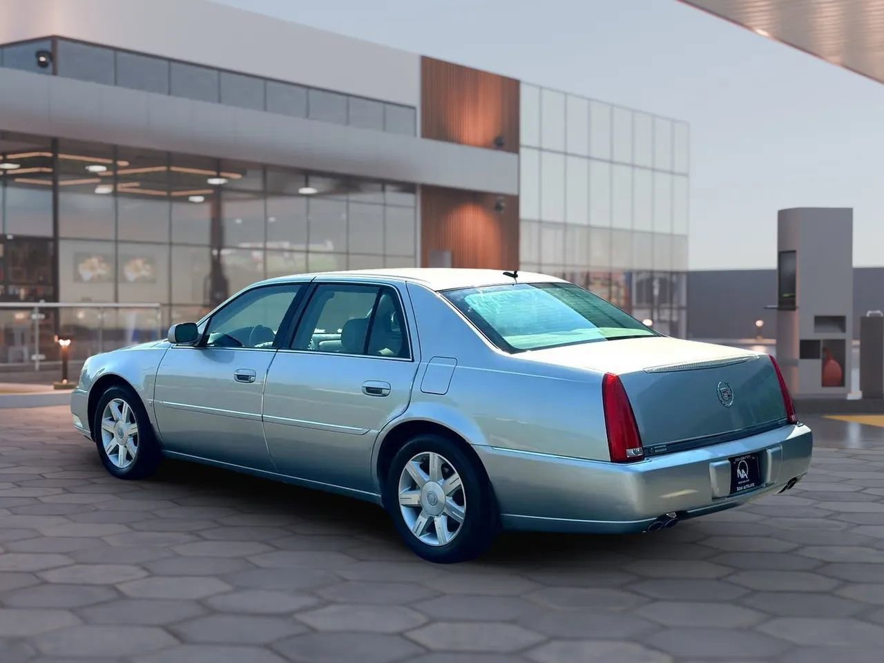 Used 2006 Cadillac DTS Performance w/ Sun And Sound Package image 7