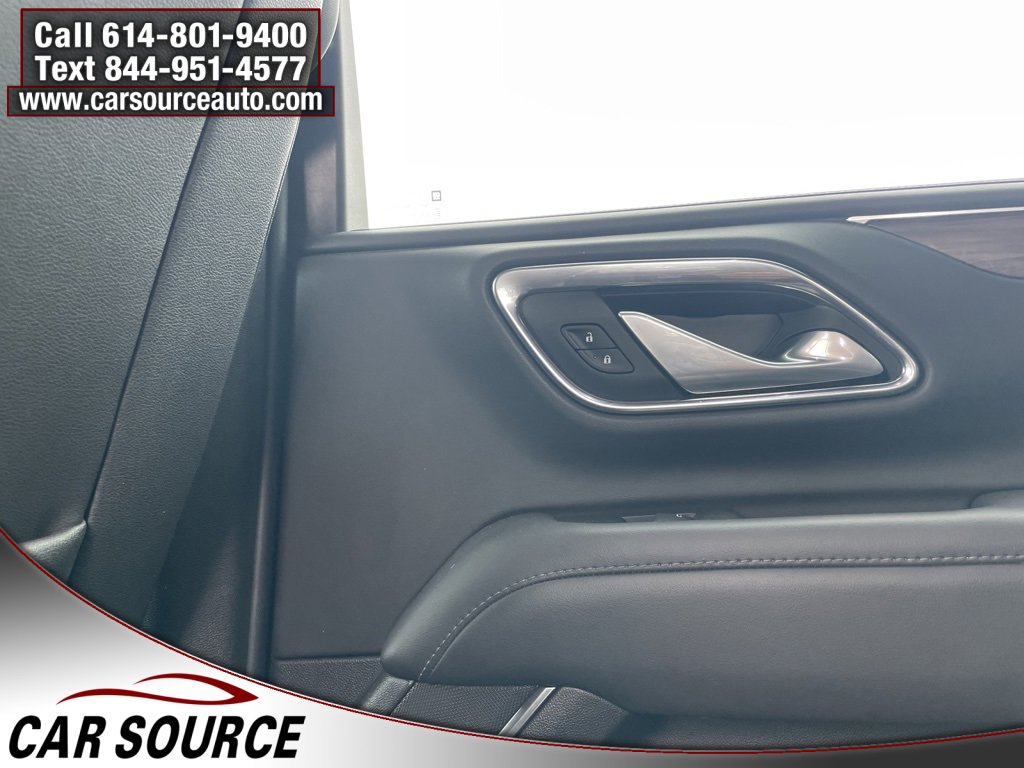 Used 2022 Chevrolet Suburban Z71 w/ Luxury Package image 16