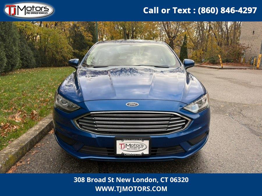 Used 2018 Ford Fusion S image 4