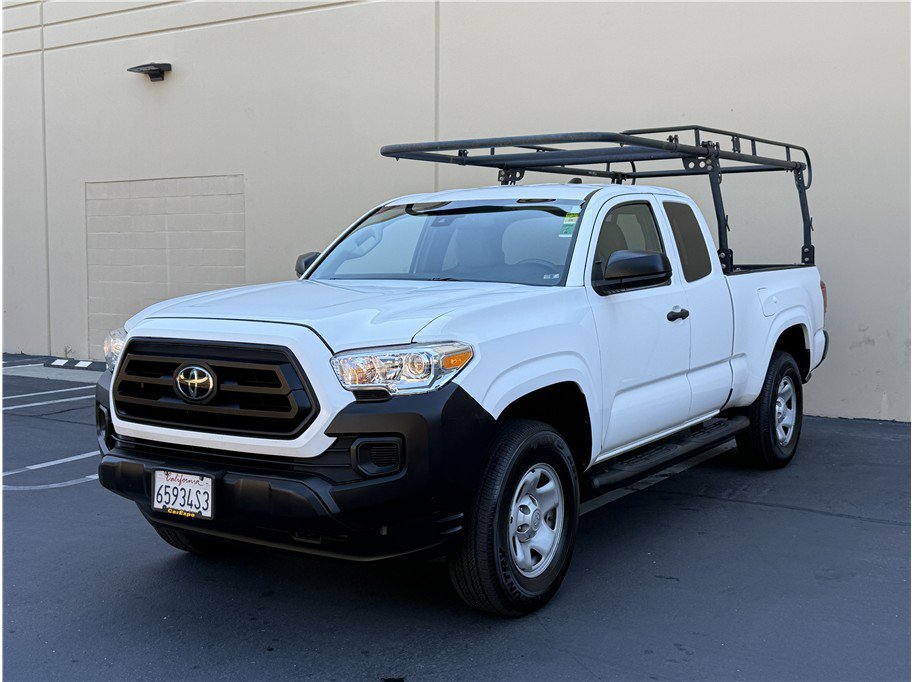 Used 2023 Toyota Tacoma SR RWD image 1