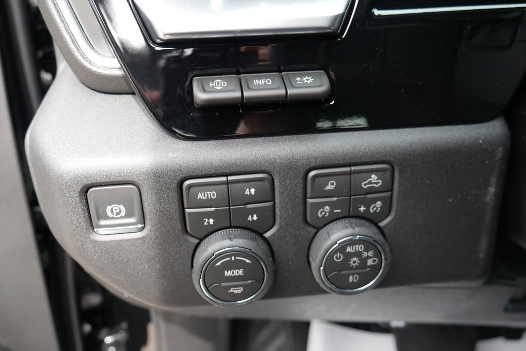 New 2026 Chevrolet Silverado 2500 LTZ w/ LTZ Premium Package image 11