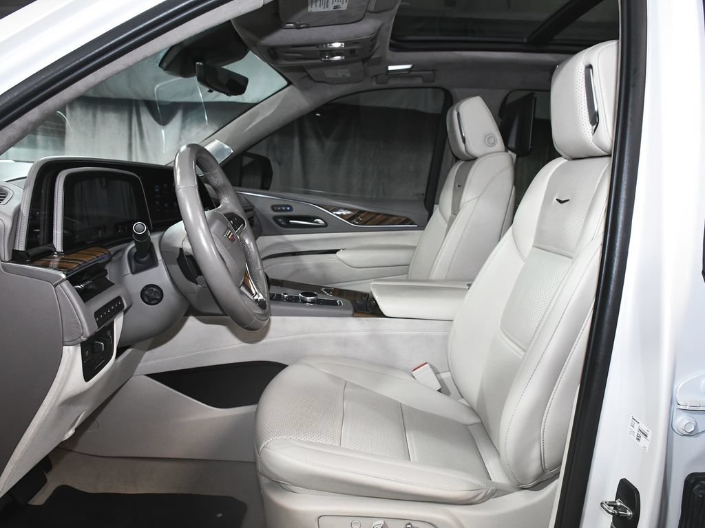 Used 2022 Cadillac Escalade Sport Platinum AWD/4WD image 46
