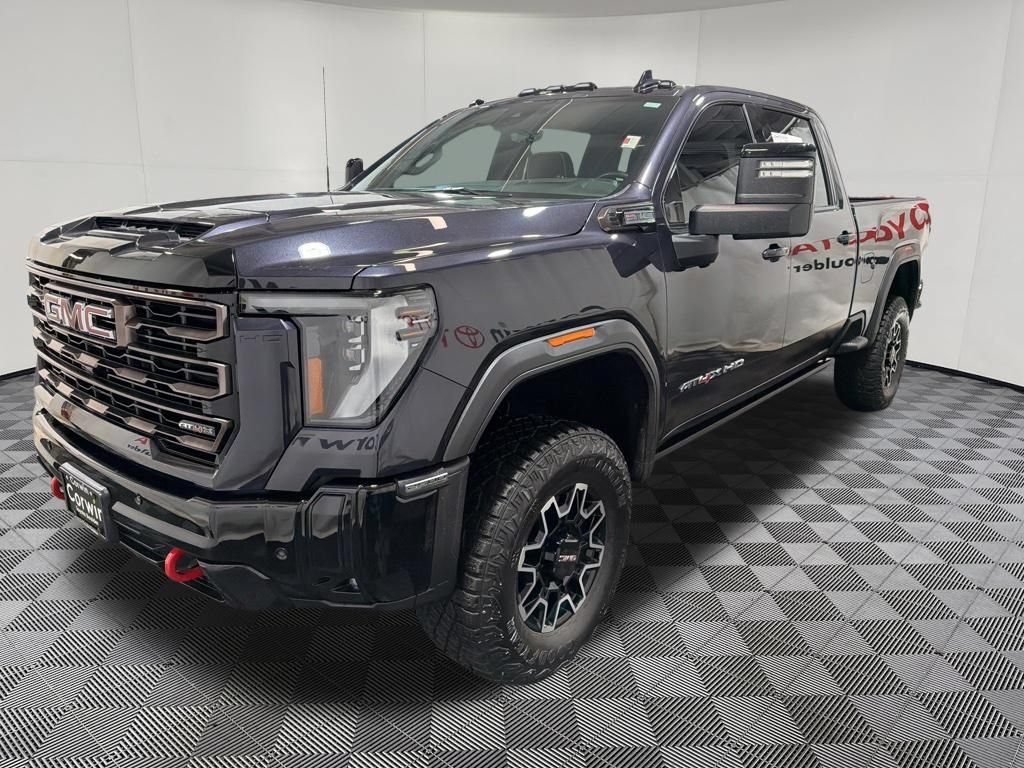 Used 2025 GMC Sierra 2500 AT4X AWD/4WD image 3