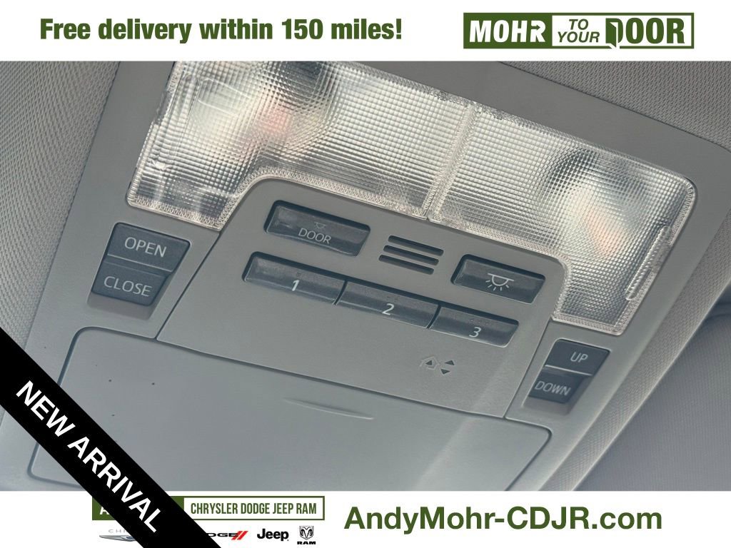 Used 2017 Toyota Highlander Limited image 29