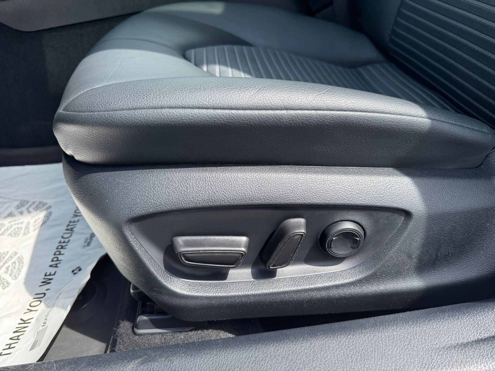 Used 2023 Toyota Camry SE w/ Audio Upgrade Package FWD image 15