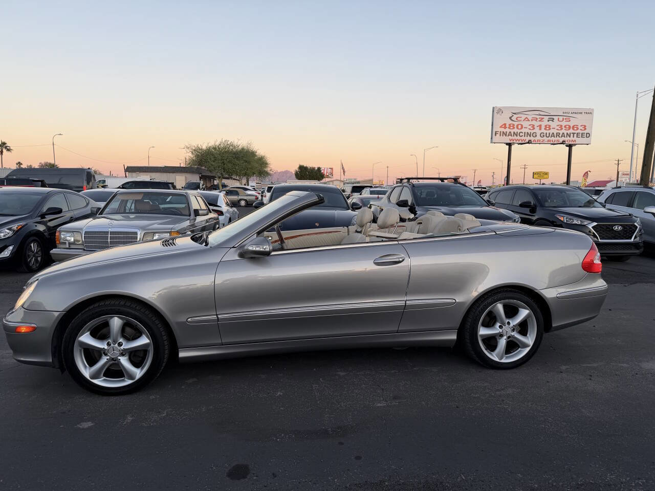 Used 2005 Mercedes-Benz CLK 320 Cabriolet image 3