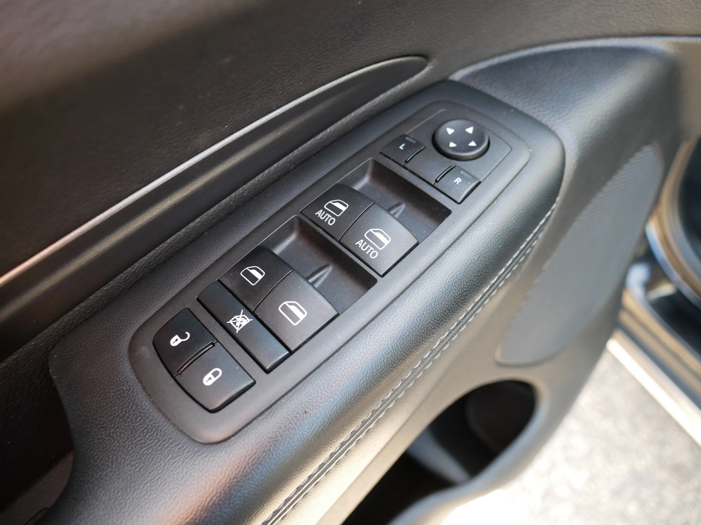 Certified 2022 Dodge Durango SXT image 19