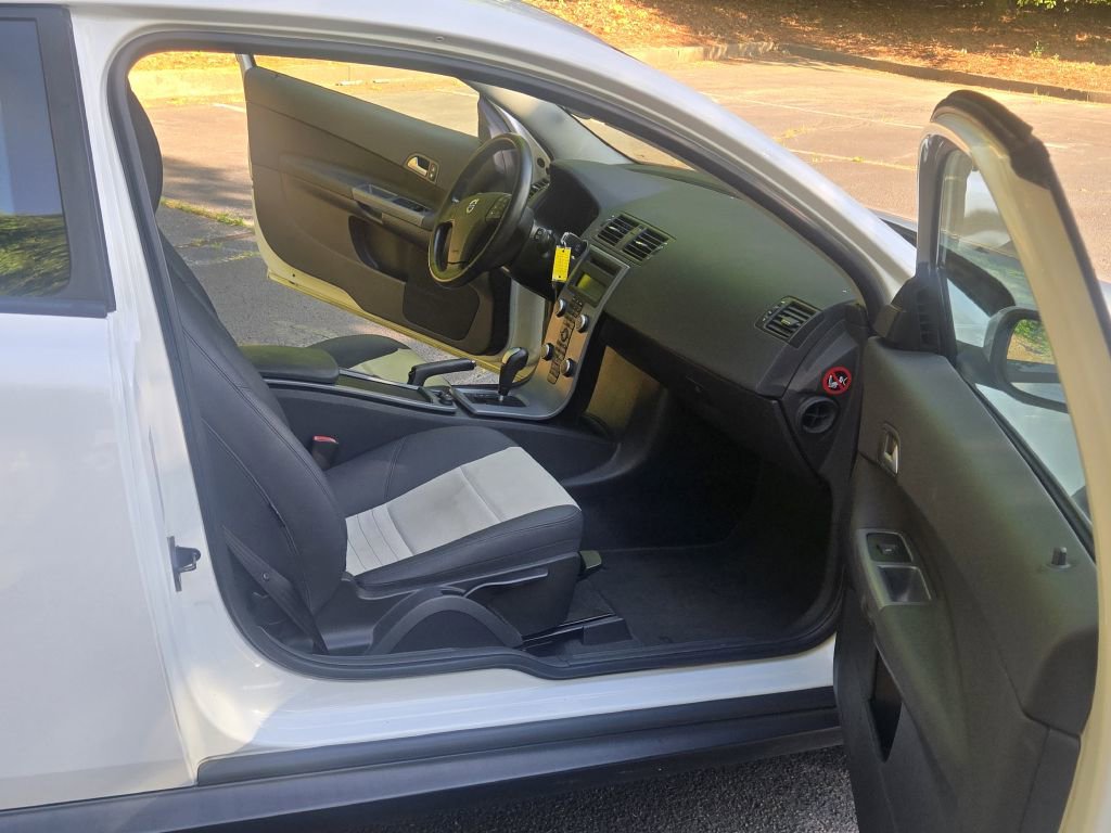 Used 2011 Volvo C30 T5 image 9