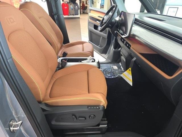 New 2025 Volkswagen ID. Buzz Pro S image 12