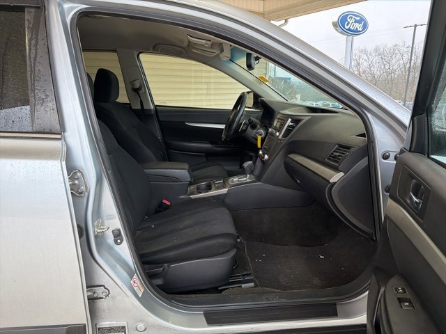 Used 2013 Subaru Outback 2.5i Premium w/ Popular Pkg 1B image 10