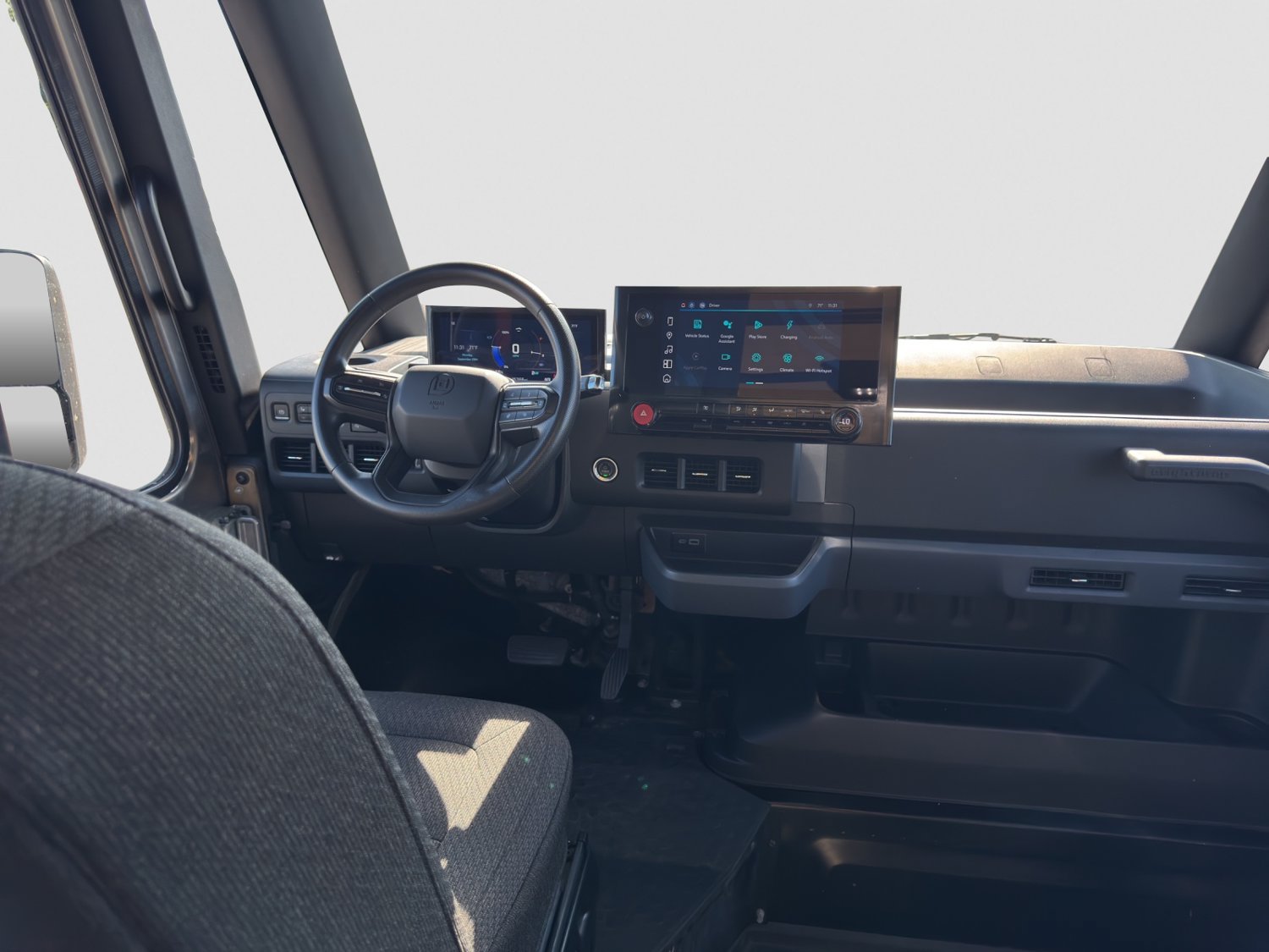 Used 2024 Chevrolet Brightdrop 600 w/ Commercial Equipment Package AWD/4WD image 9