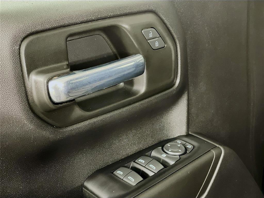 Used 2023 Chevrolet Silverado 1500 Custom image 19
