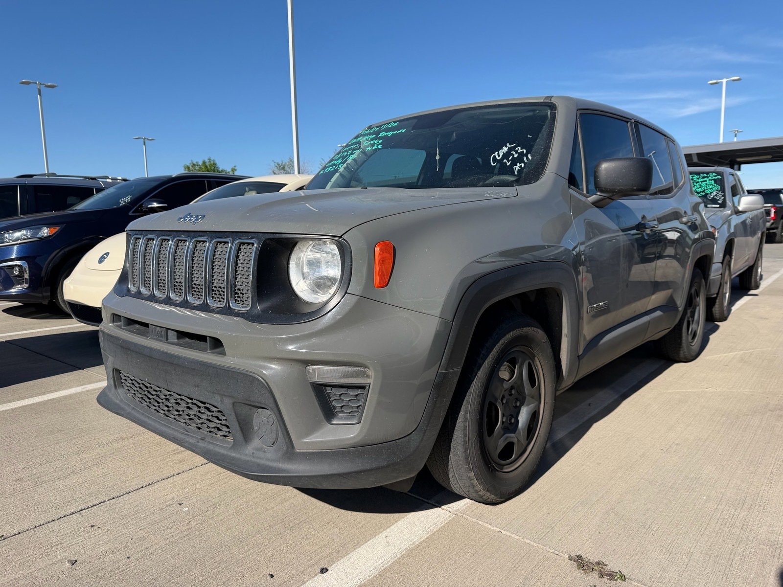 Used 2019 Jeep Renegade Sport image 2