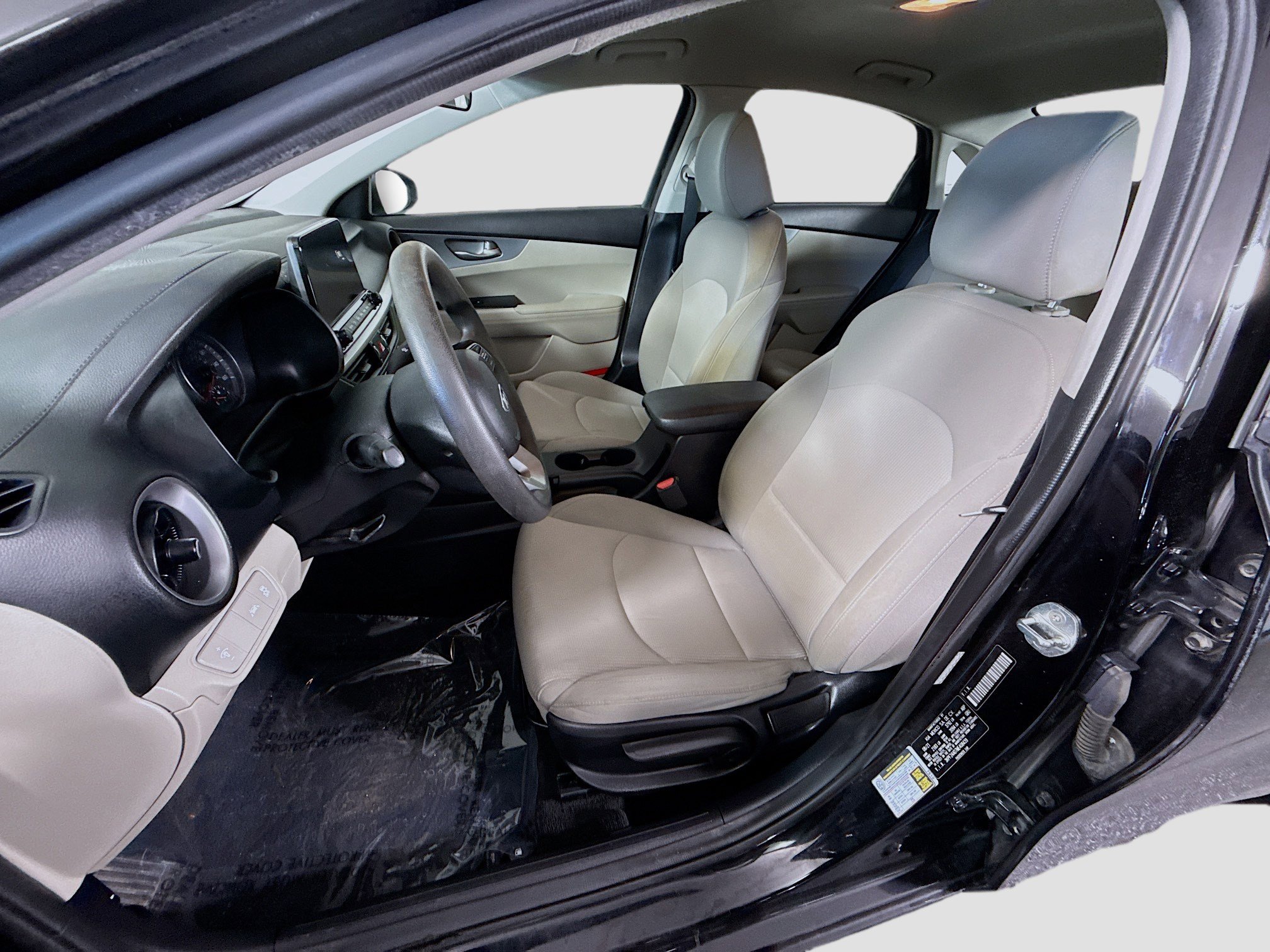 Used 2021 Kia Forte LXS image 21