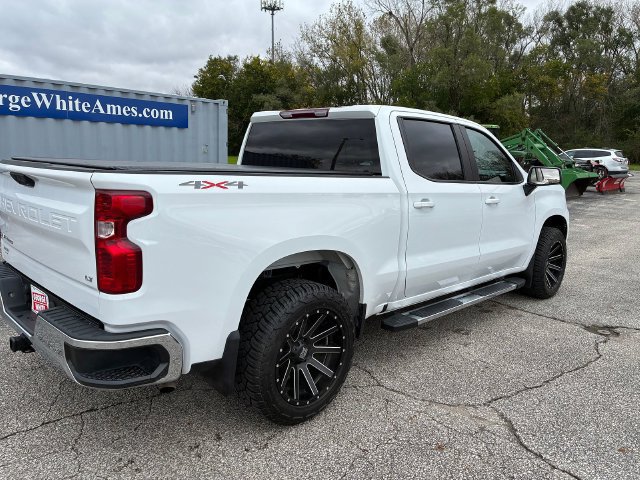 Used 2024 Chevrolet Silverado 1500 LT AWD/4WD image 4