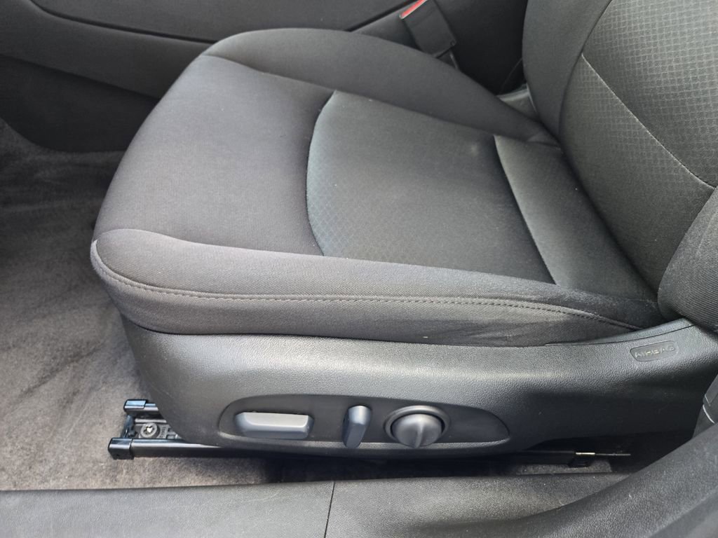 Used 2024 Chevrolet Malibu LT FWD image 15