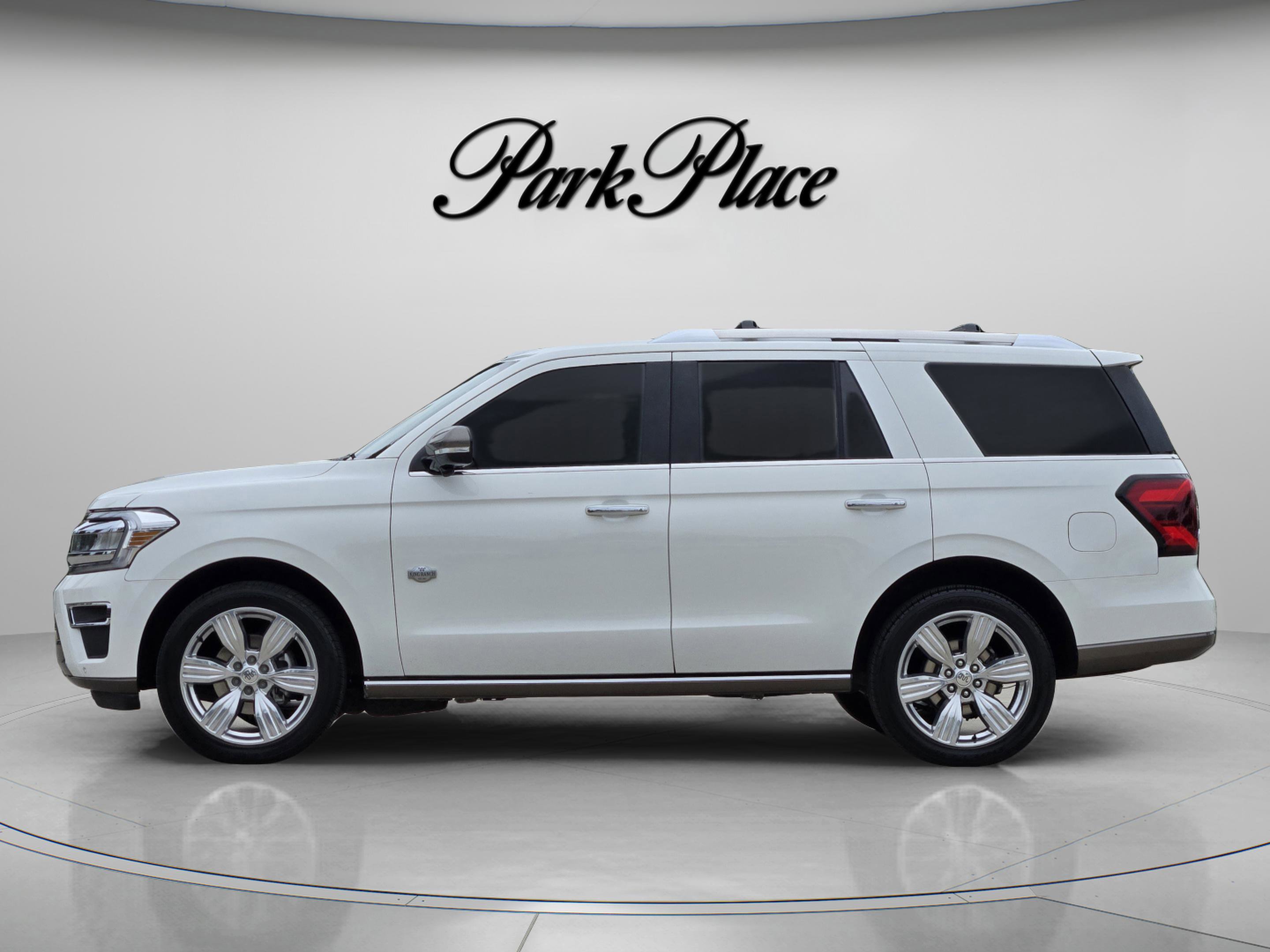 Used 2023 Ford Expedition King Ranch AWD/4WD image 2