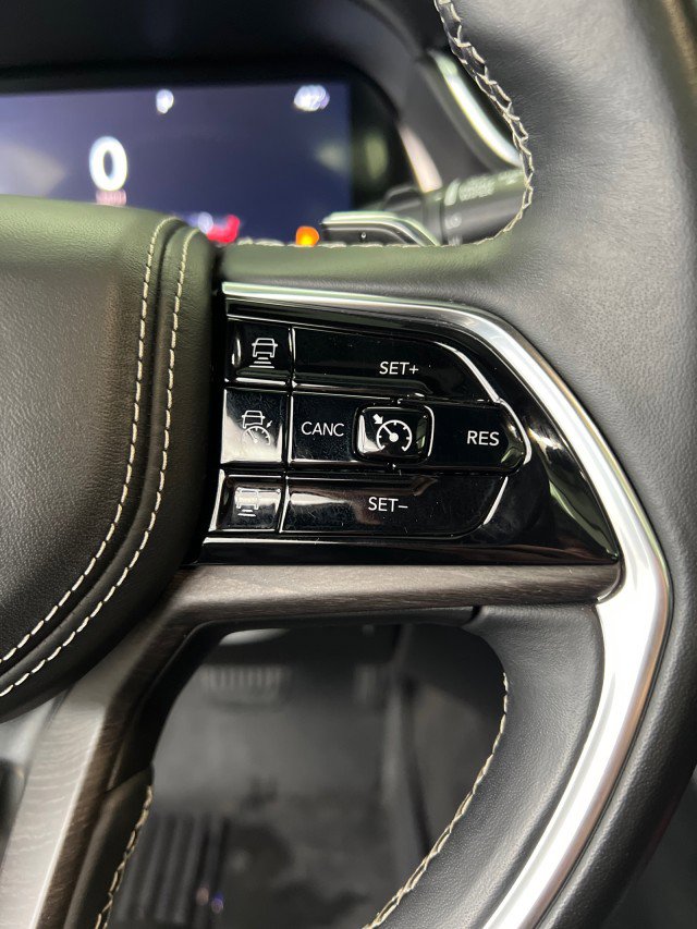 Used 2021 Jeep Grand Cherokee L Overland w/ Luxury Tech Group IV image 29