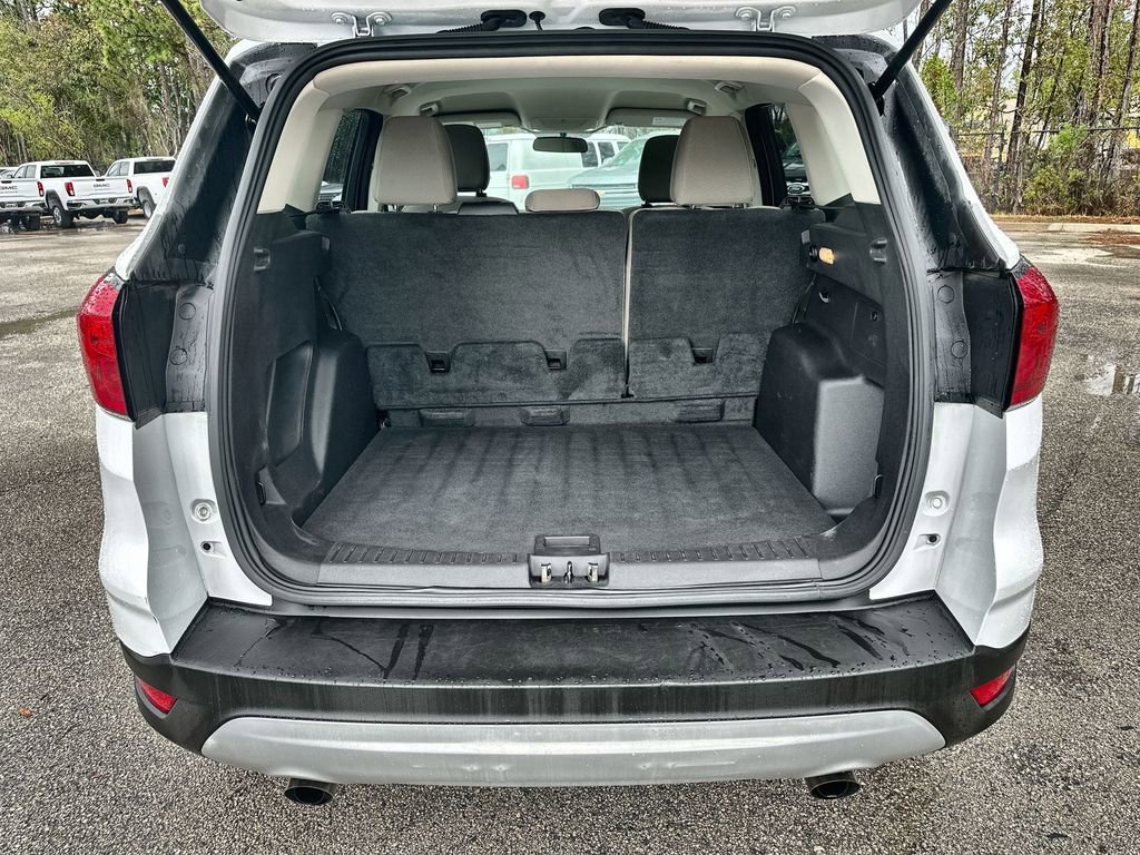 Used 2019 Ford Escape SE image 24