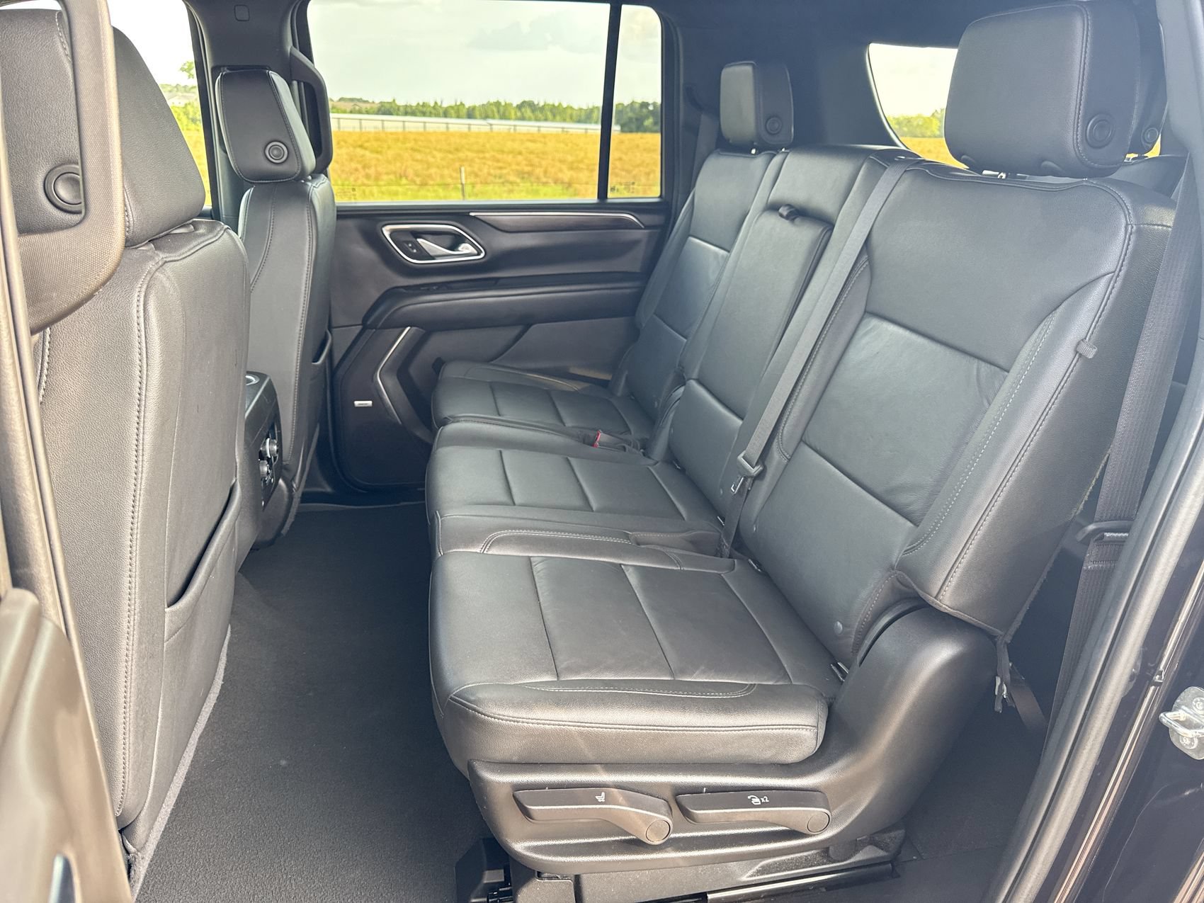 Used 2024 Chevrolet Suburban LT AWD/4WD image 22
