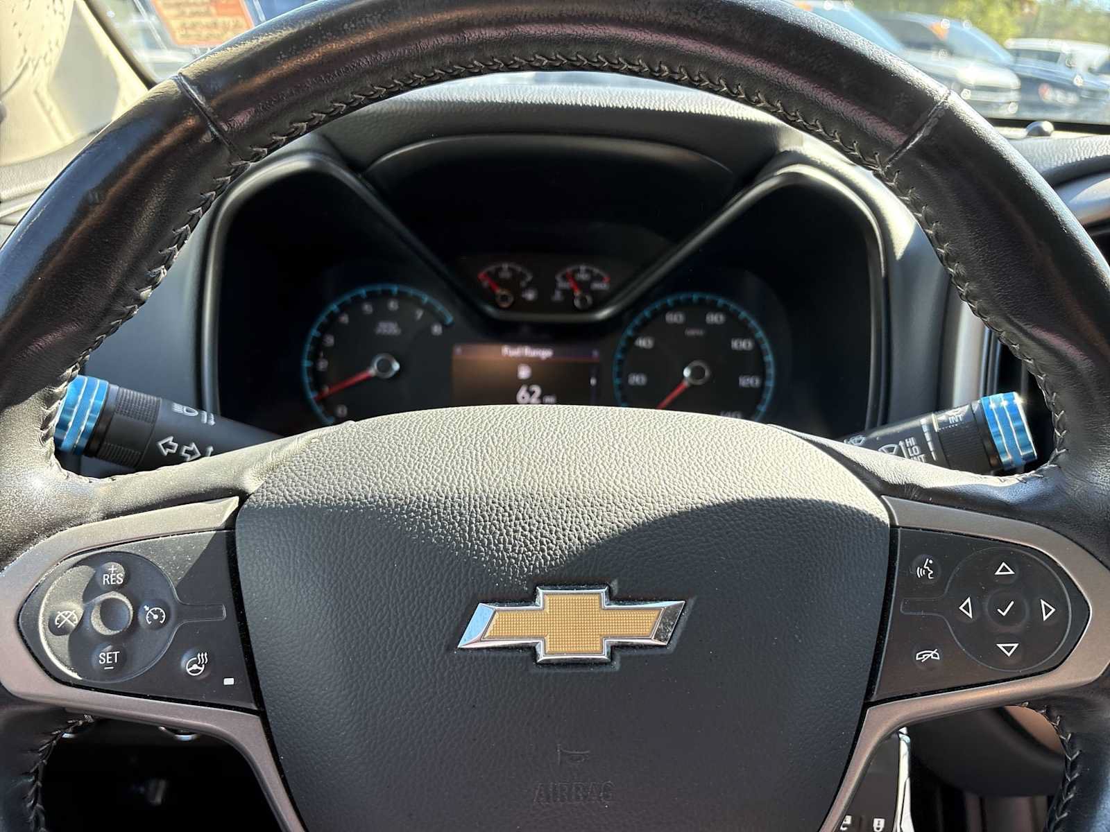 Used 2022 Chevrolet Colorado Z71 AWD/4WD image 11