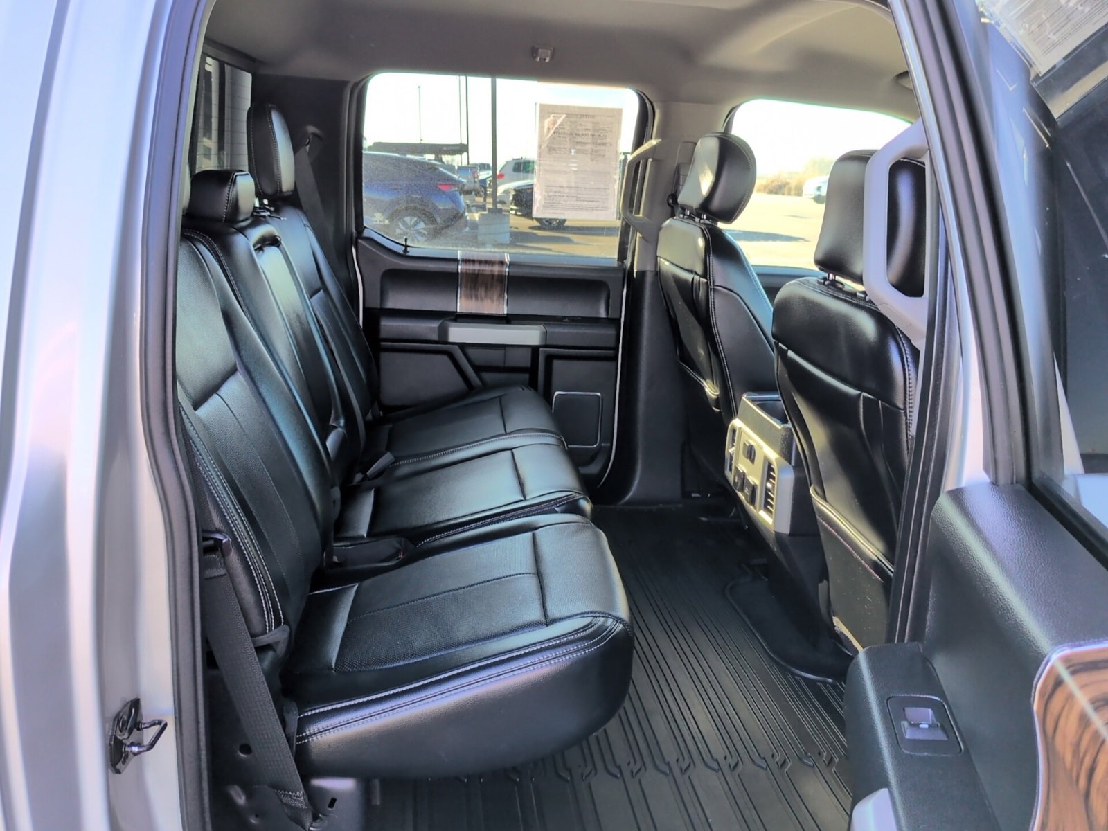 Used 2018 Ford F150 Lariat image 14