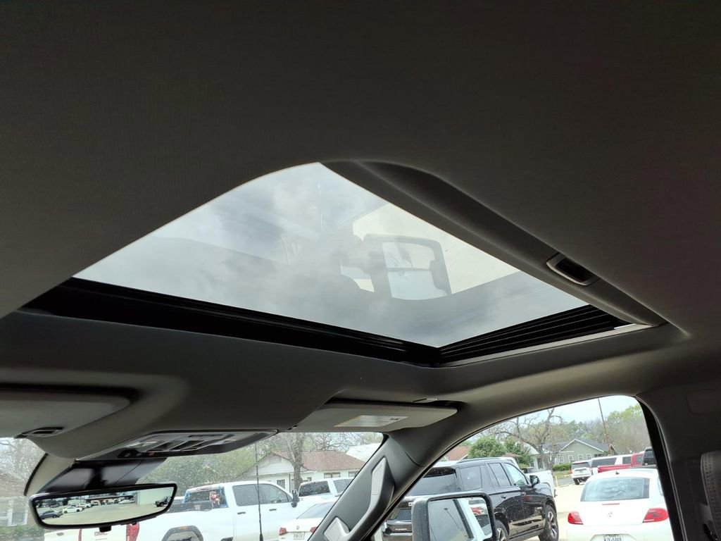 New 2026 GMC Sierra 3500 Denali w/ Denali Reserve Package image 15