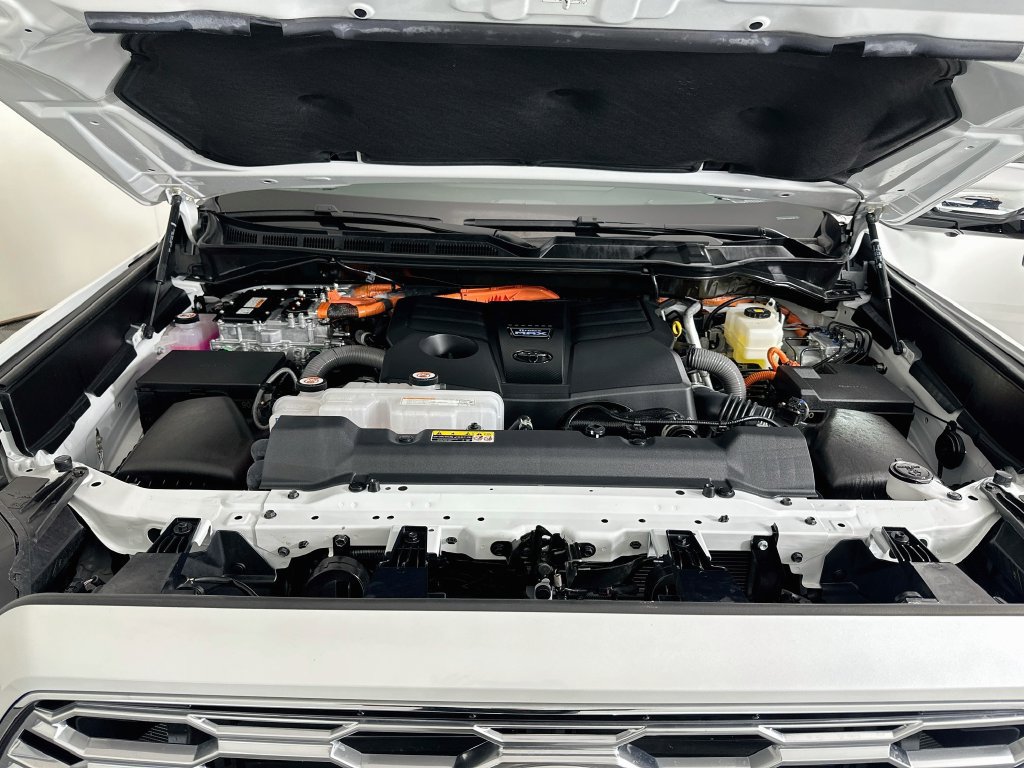 Certified 2026 Toyota Sequoia Capstone AWD/4WD image 32