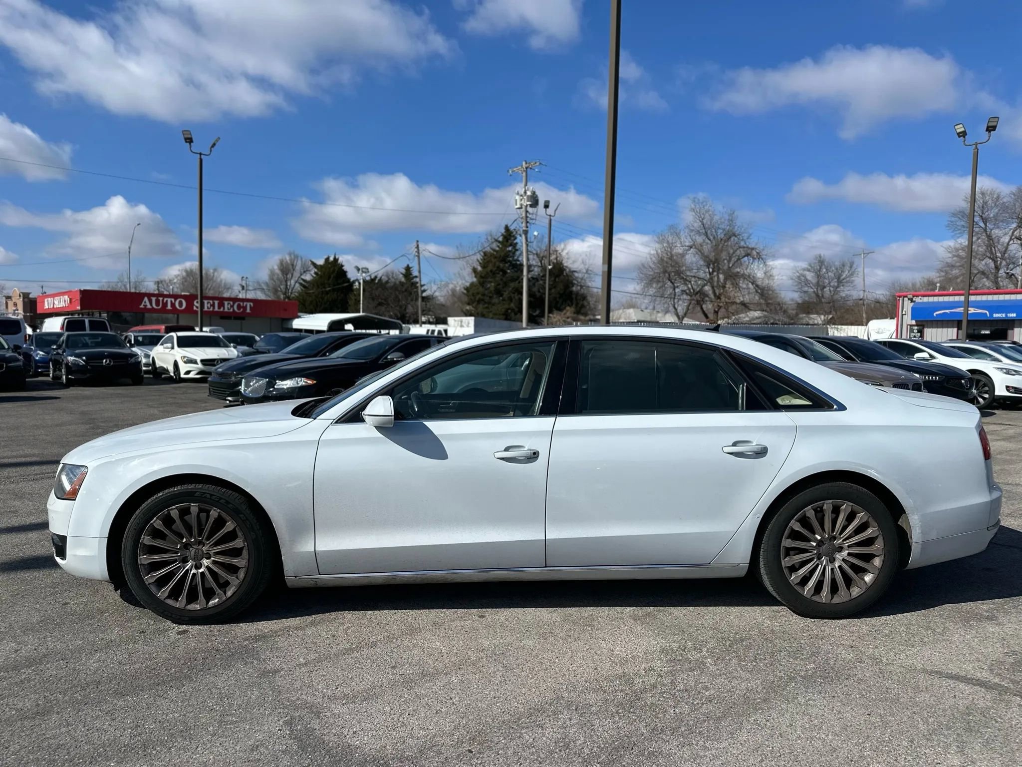 Used 2014 Audi A8 L 4.0T w/ Luxury Package image 8