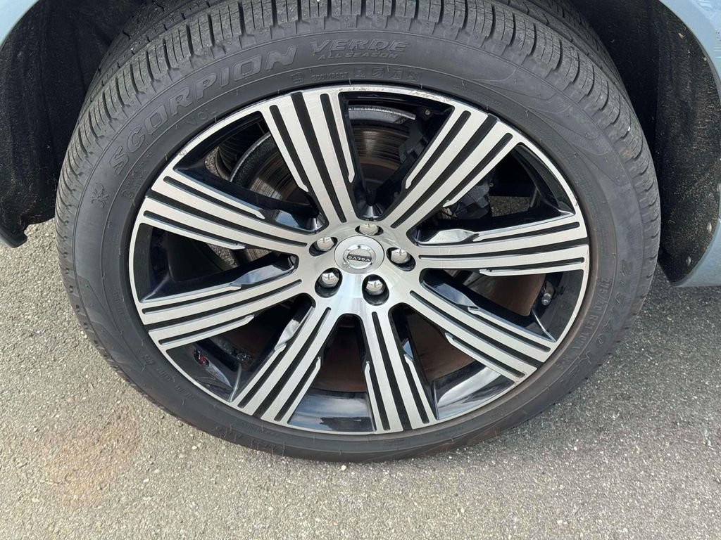 Used 2020 Volvo XC90 T6 Inscription image 10