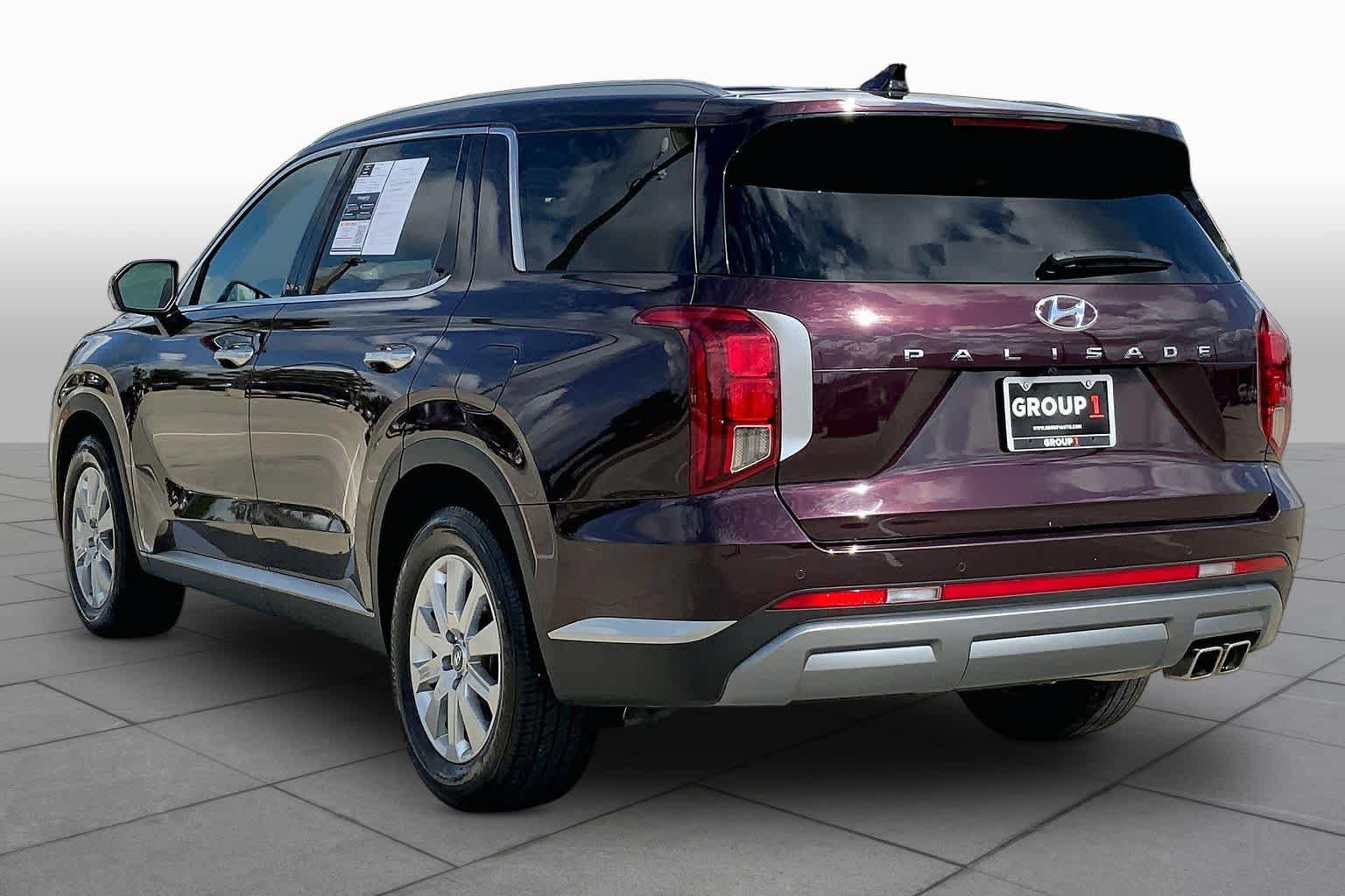 Used 2024 Hyundai Palisade SEL FWD image 11