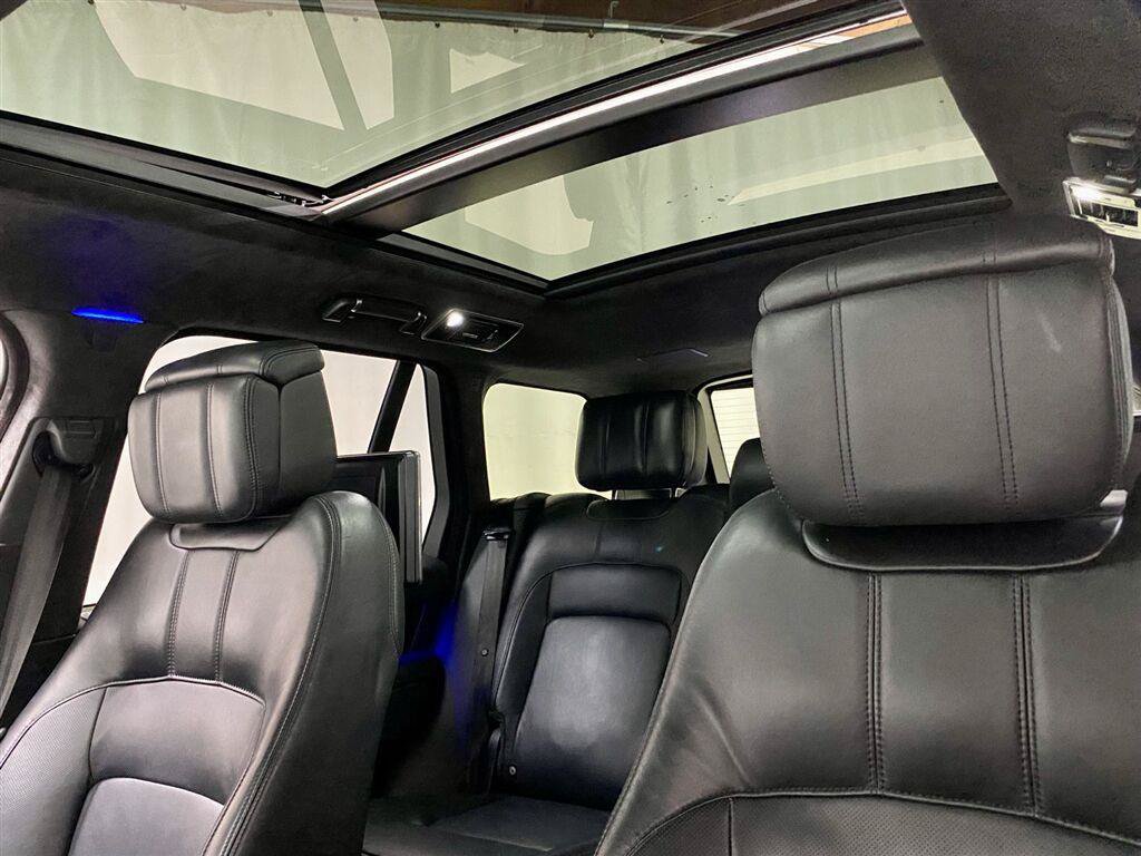 Used 2019 Land Rover Range Rover Autobiography AWD/4WD image 17