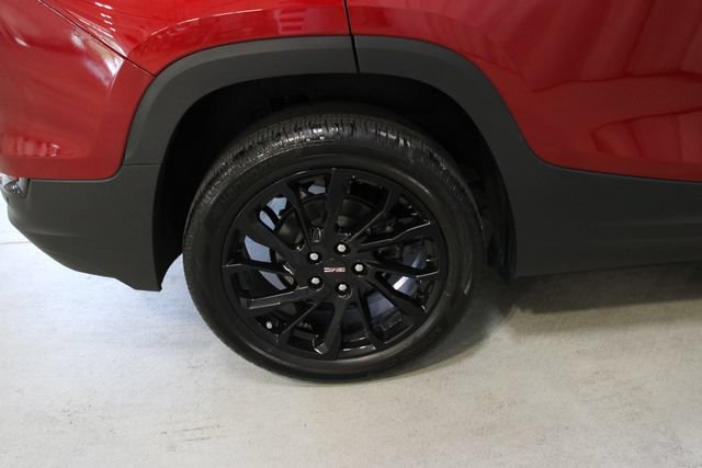 Used 2024 GMC Terrain SLE w/ Driver Convenience Package FWD image 35