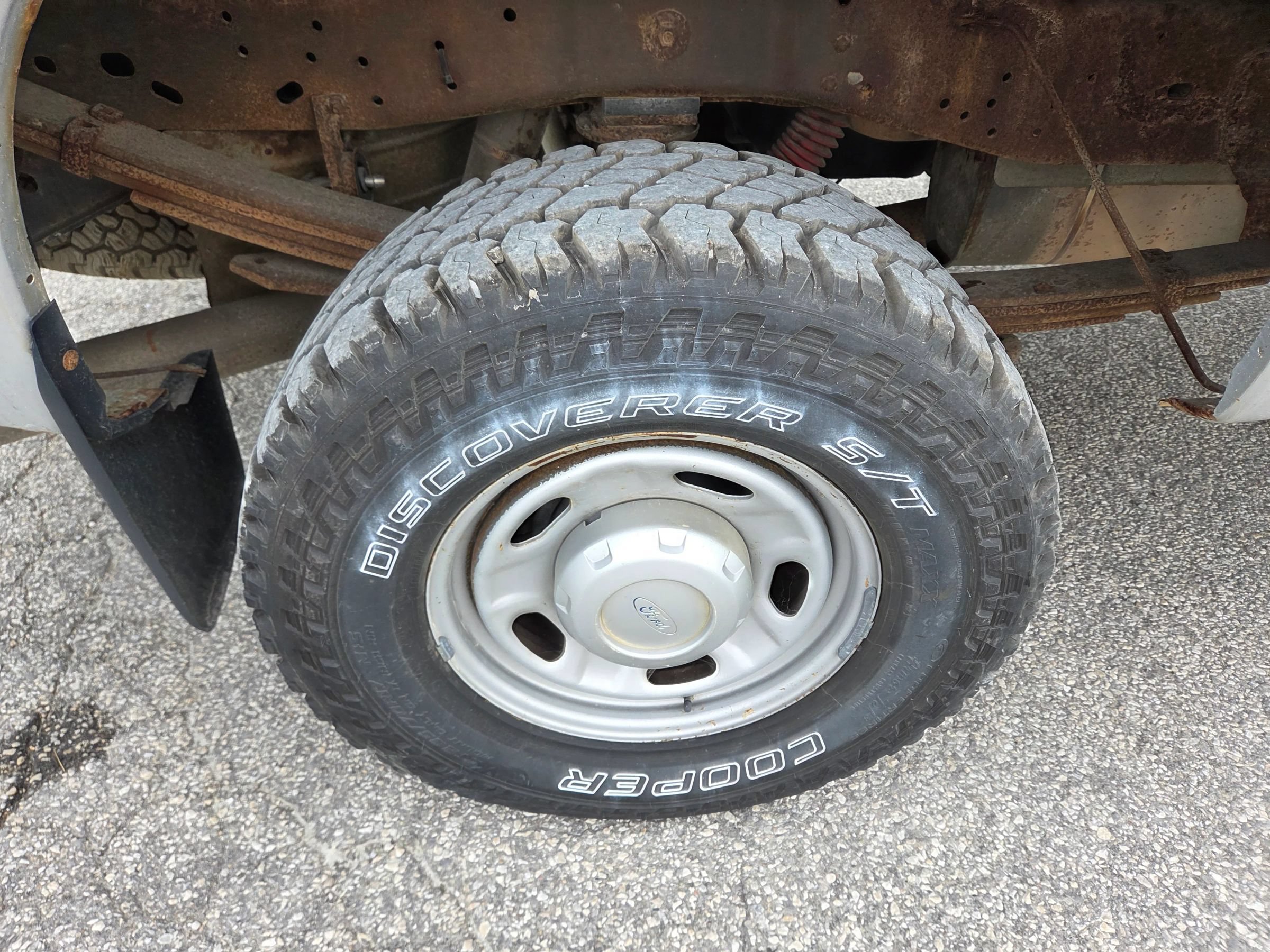 Used 2012 Ford F250 XL AWD/4WD image 10