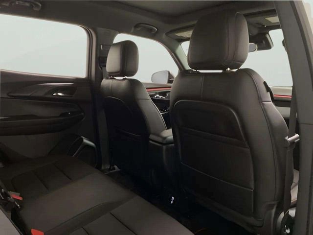 Used 2025 Chevrolet TrailBlazer RS w/ Convenience Package image 20