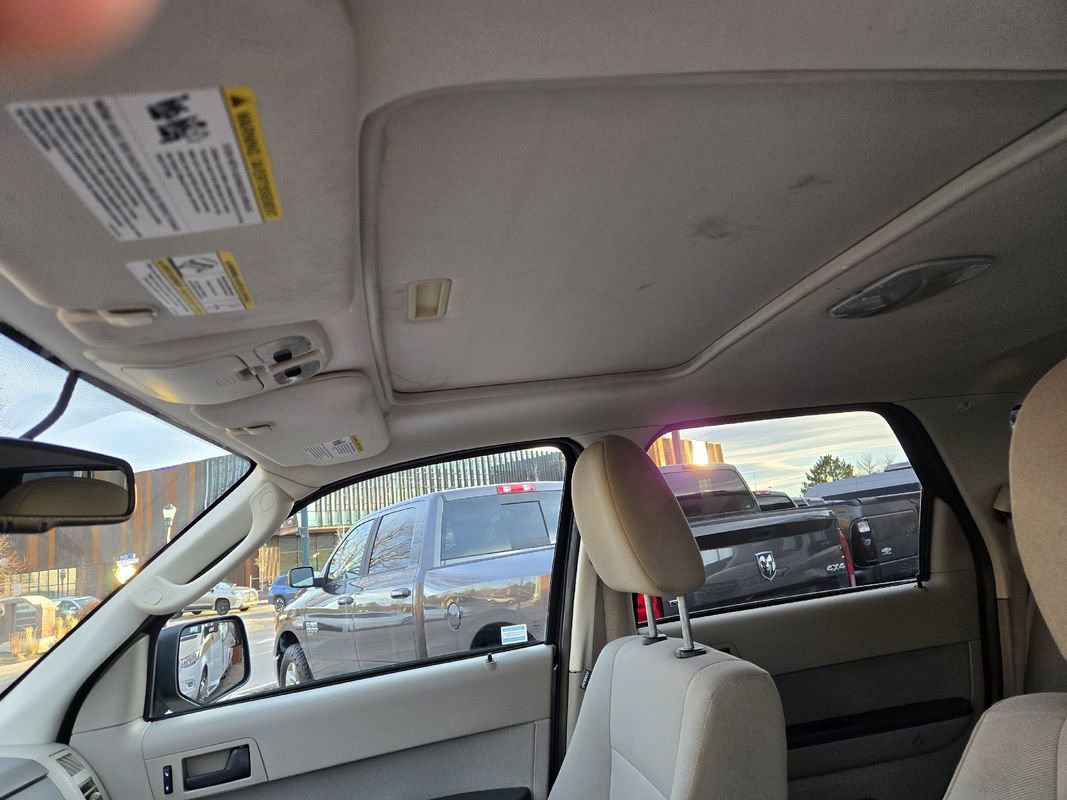 Used 2012 Ford Escape XLT AWD/4WD image 16