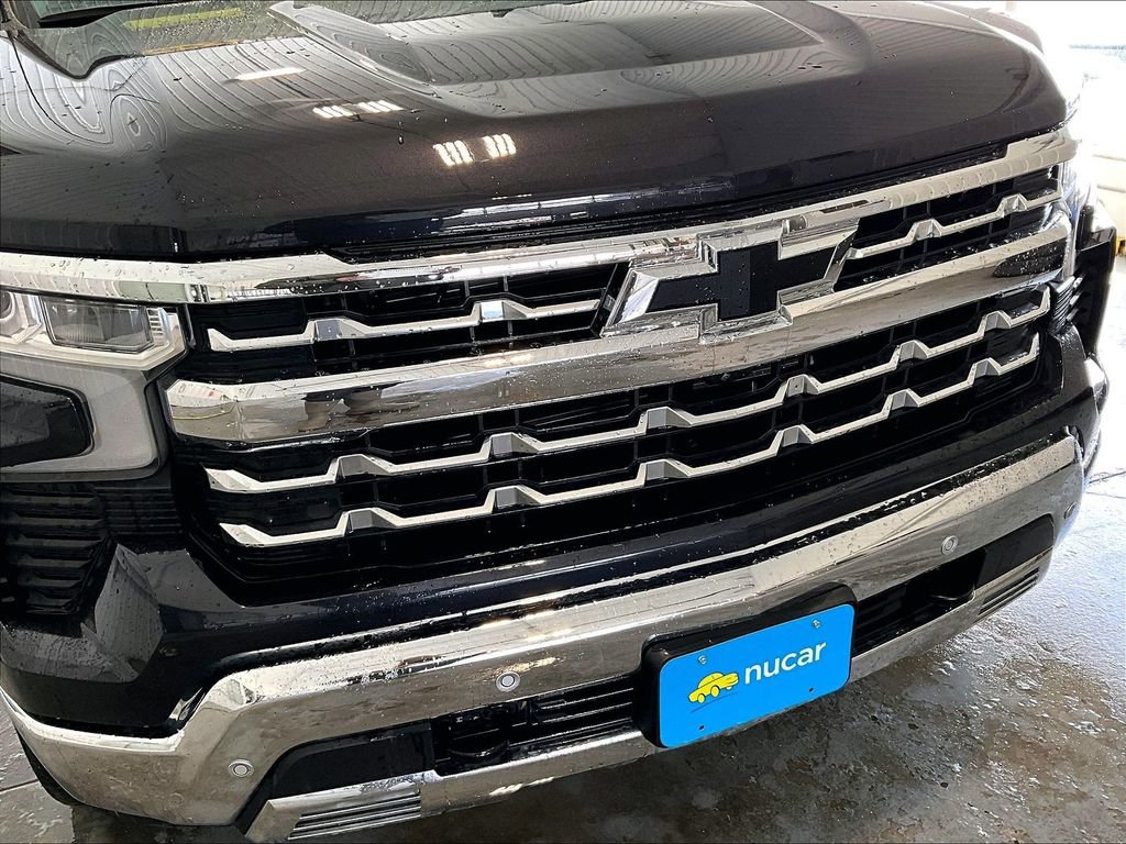 Used 2023 Chevrolet Silverado 1500 LTZ w/ LPO, Dark Essentials Package image 31