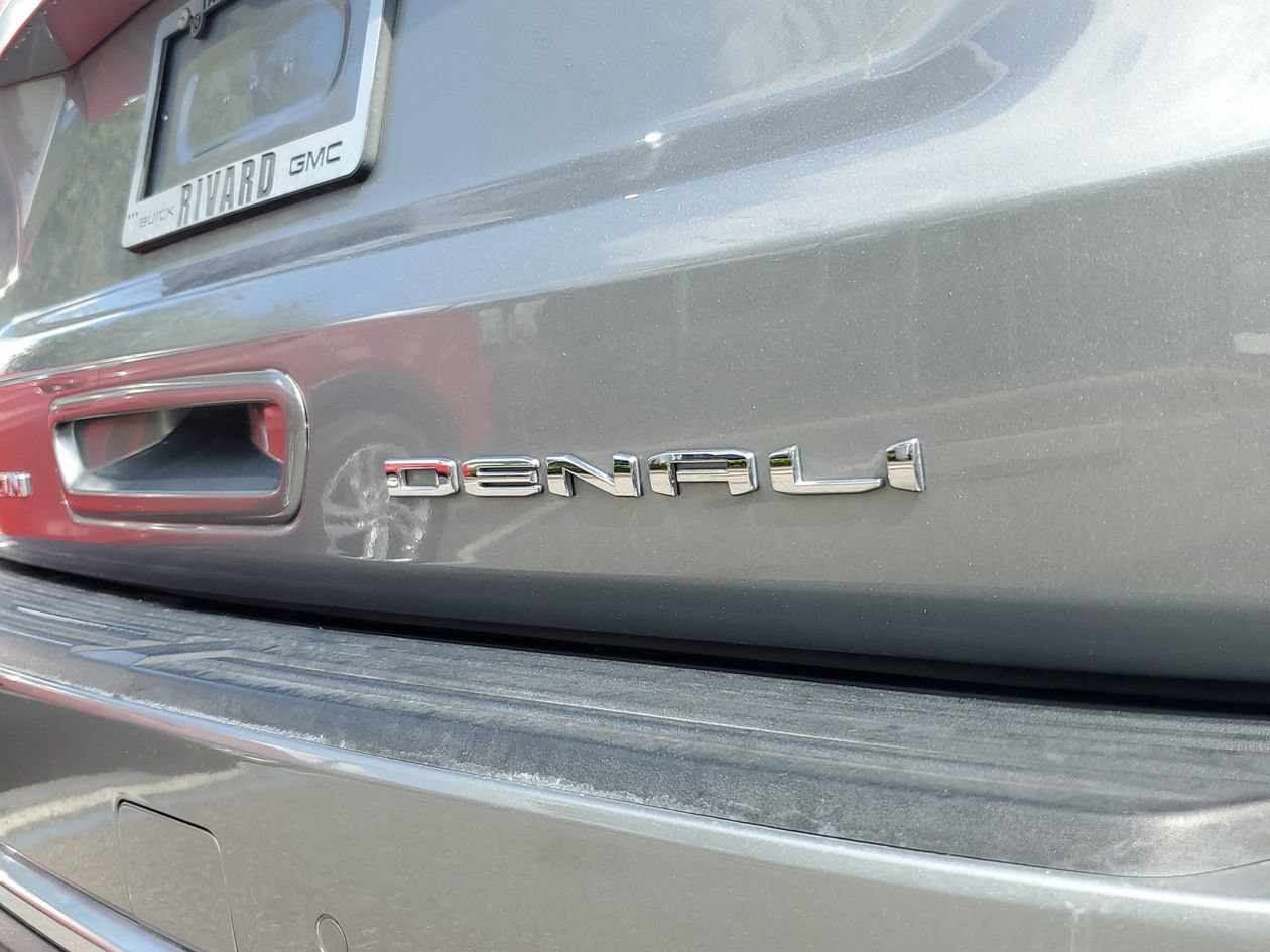 Used 2023 GMC Yukon Denali w/ Advanced Technology Package RWD image 8