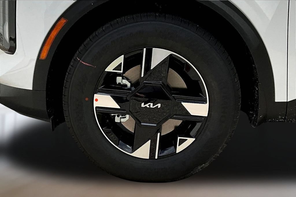 New 2026 Kia Sportage LX AWD/4WD image 13